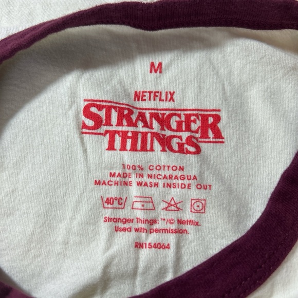 Stranger things t-shirt - Picture 4 of 6